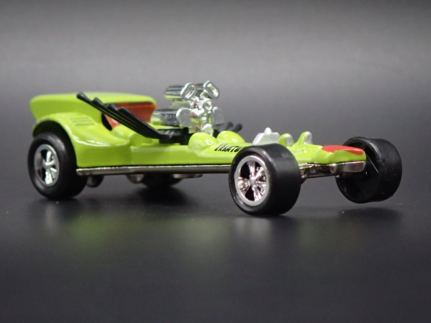 T'RANTULA NHRA DRAGSTER CUSTOM 1:64 SCALE COLLECTIBLE DIORAMA DIECAST MODEL CAR