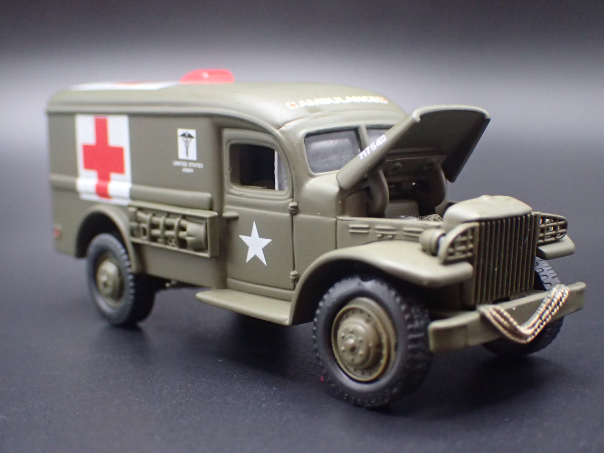 WWII GMC WC54 ARMY MILITARY AMBULANCE RARE 1:64 SCALE DIORAMA DIECAST MODEL CAR