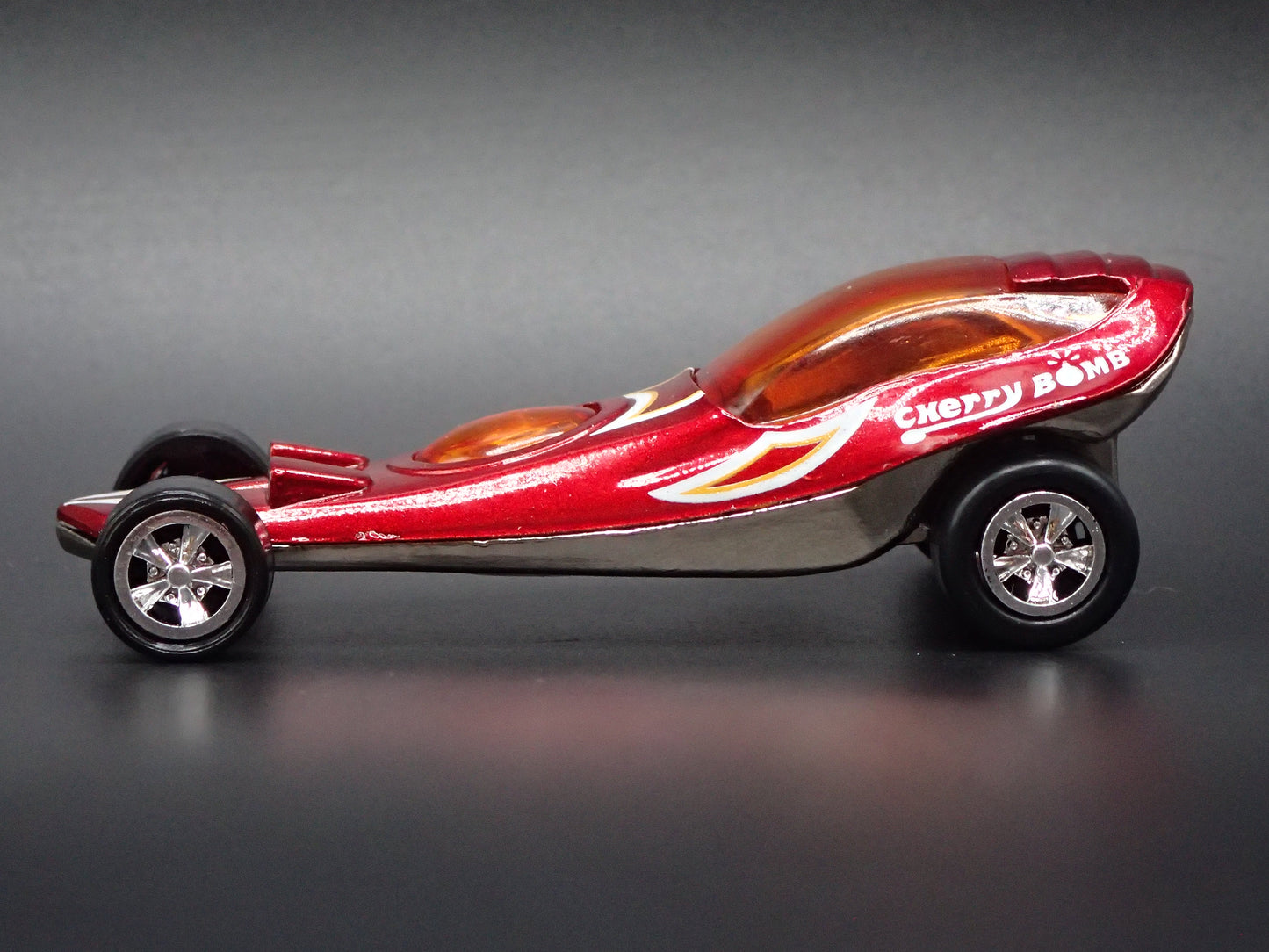CHERRY BOMB DRAGSTER TOM DANIELS CUSTOM RED 1:64 SCALE DIECAST MODEL CAR