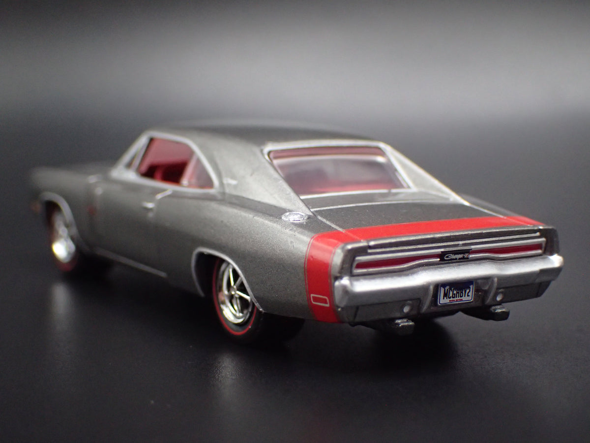 1970 70 DODGE CHARGER R/T SILVER 1:64 SCALE COLLECTIBLE DIECAST MODEL CAR