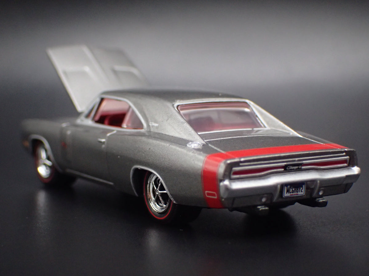 1970 70 DODGE CHARGER R/T SILVER 1:64 SCALE COLLECTIBLE DIECAST MODEL CAR