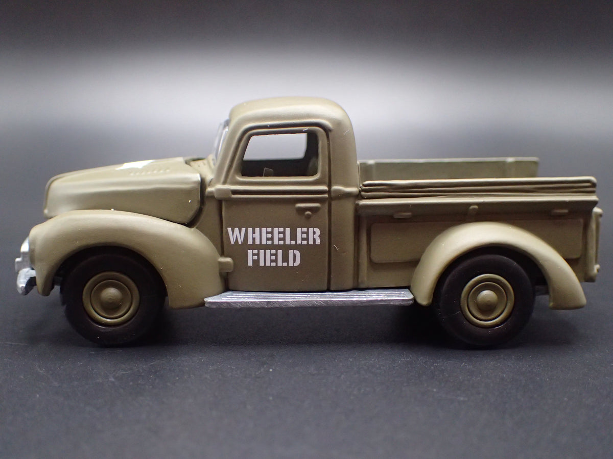 1940 40 FORD PICKUP TRUCK PEARL HARBOR 1:64 SCALE COLLECTIBLE DIORAMA DIECAST MODEL CAR
