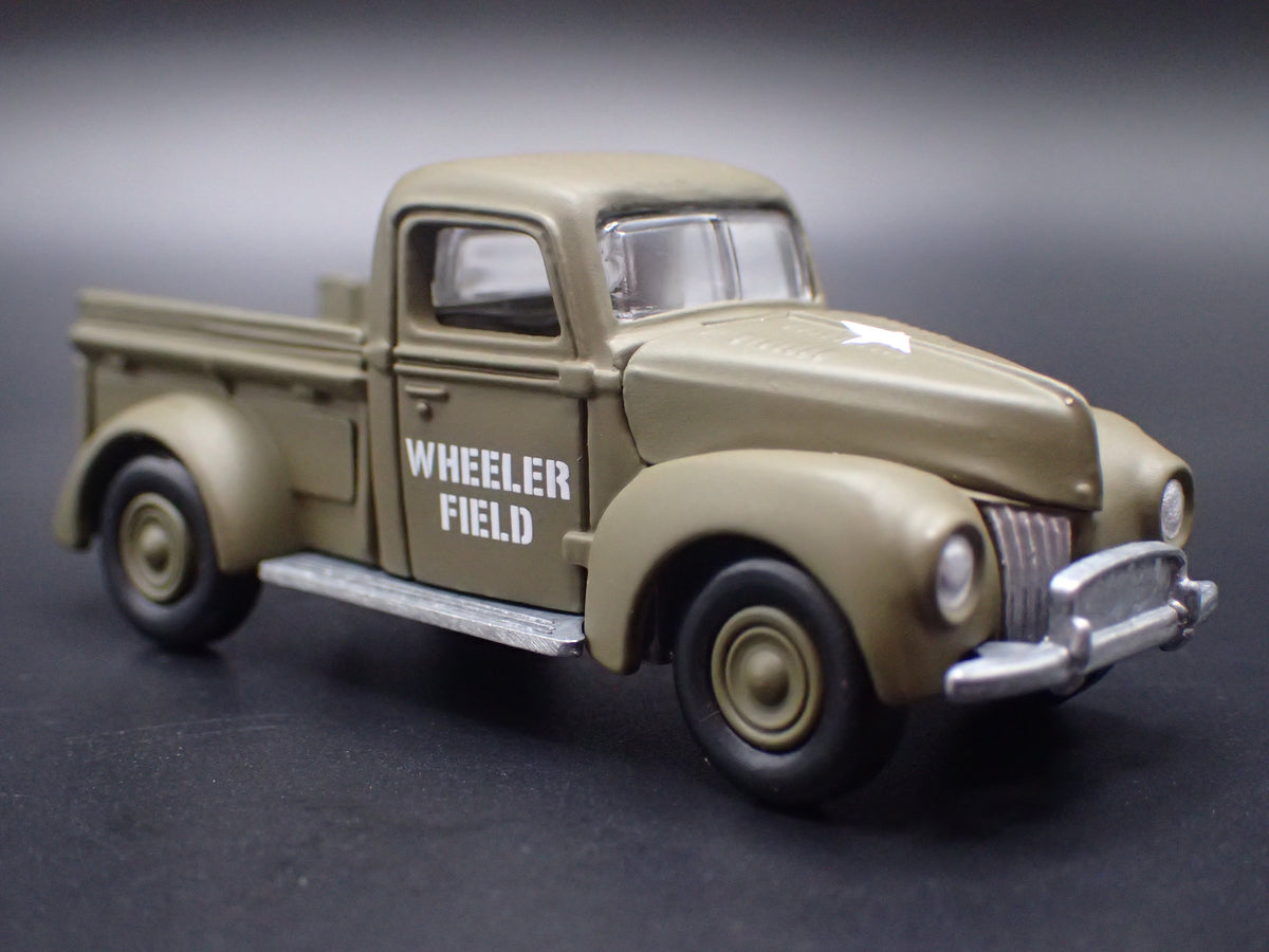 1940 40 FORD PICKUP TRUCK PEARL HARBOR 1:64 SCALE COLLECTIBLE DIORAMA DIECAST MODEL CAR
