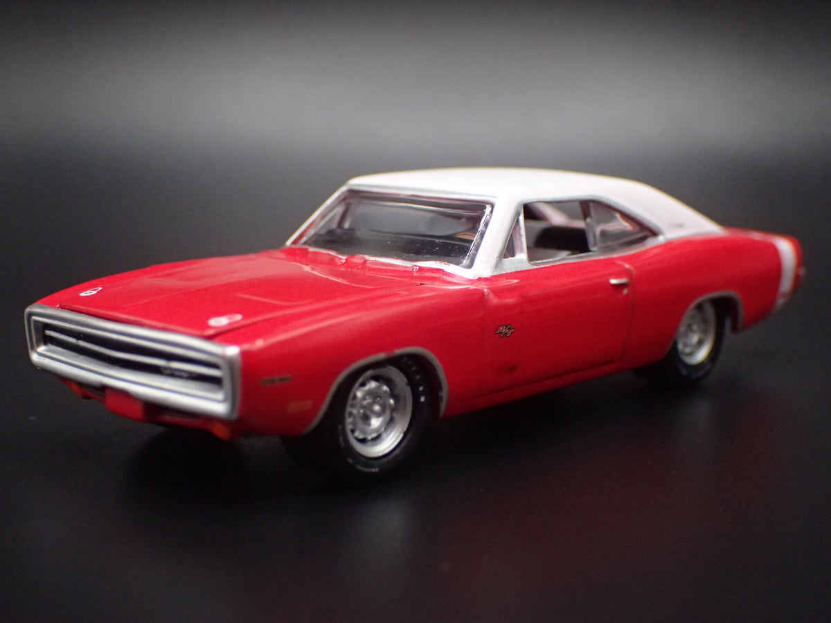 1970 70 DODGE CHARGER RT RED 1:64 SCALE COLLECTIBLE DIORAMA DIECAST MODEL CAR