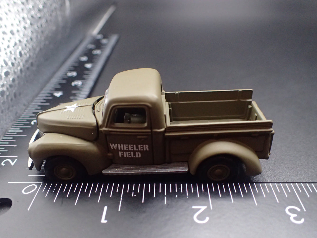 1940 40 FORD PICKUP TRUCK PEARL HARBOR 1:64 SCALE COLLECTIBLE DIORAMA DIECAST MODEL CAR