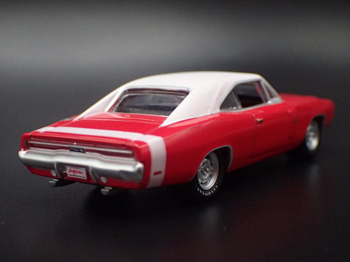 1970 70 DODGE CHARGER RT RED 1:64 SCALE COLLECTIBLE DIORAMA DIECAST MODEL CAR