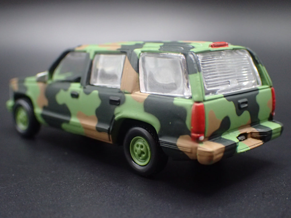 1997 97 CHEVY CHEVROLET TAHOE  COMMAND CUCV-II 1:64 SCALE LIMITED DIECAST MODEL CAR