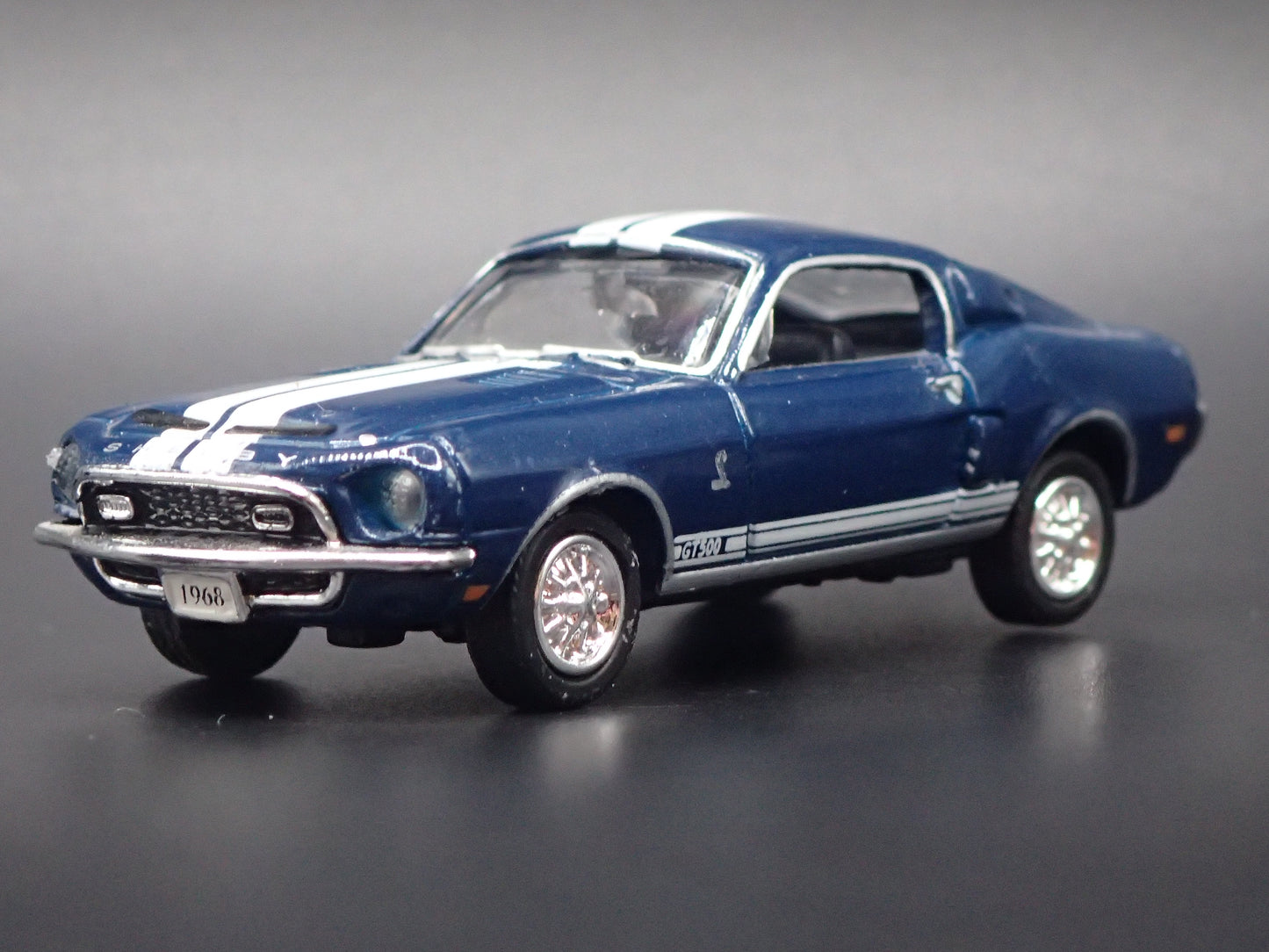 1968 68 FORD MUSTANG SHELBY GT500 BLUE 1:64 SCALE DIORAMA DIECAST MODEL CAR