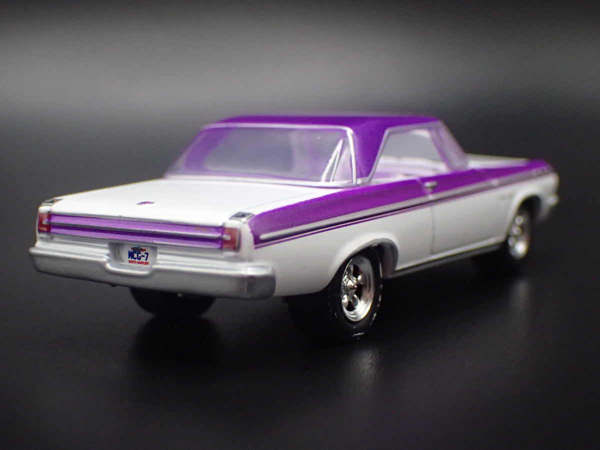 1965 65 DODGE CORONET WHITE 1/64 SCALE COLLECTIBLE DIECAST MODEL CAR
