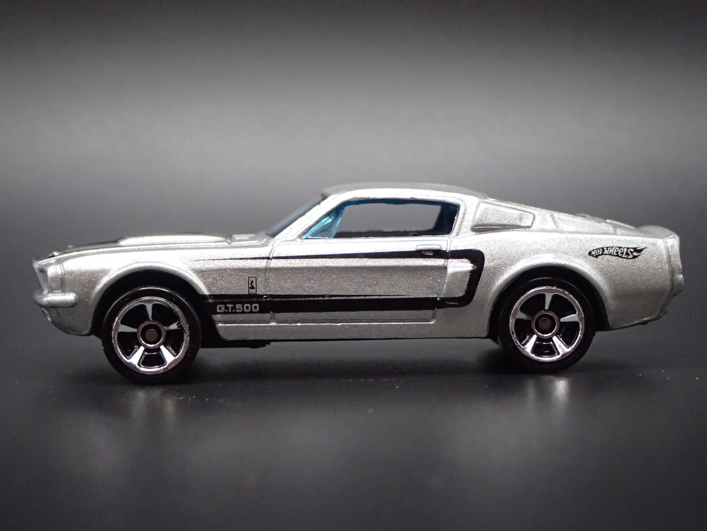 1967 67 FORD MUSTANG SHELBY GT500 FASTBACK SILVER 1:64 SCALE DIECAST MODEL CAR