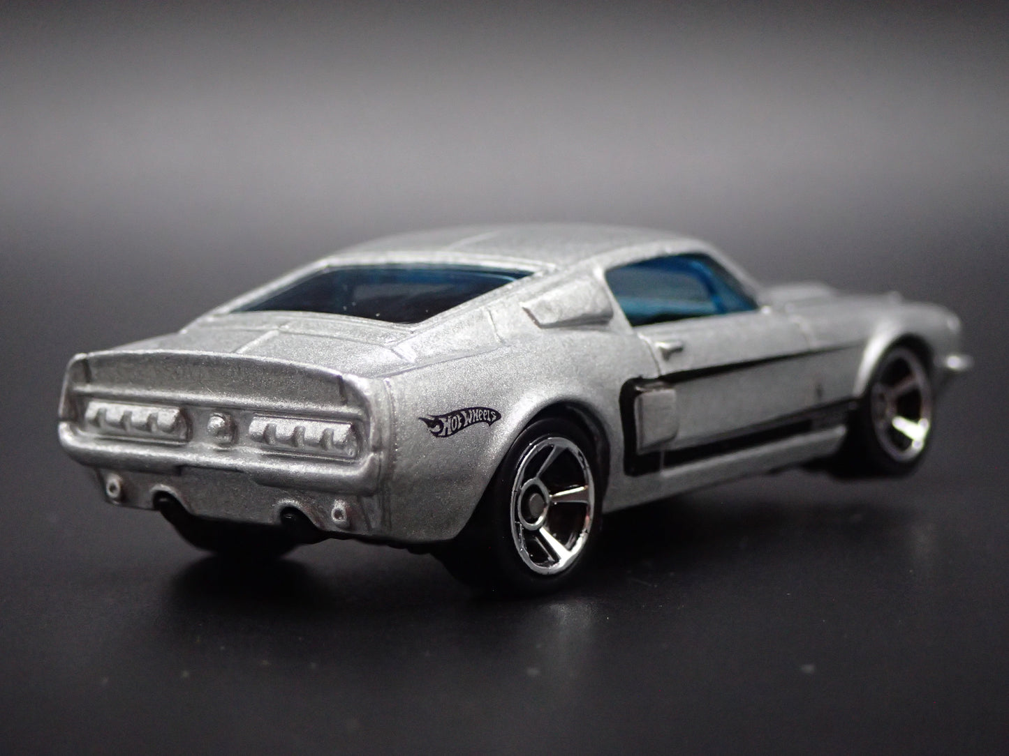 1967 67 FORD MUSTANG SHELBY GT500 FASTBACK SILVER 1:64 SCALE DIECAST MODEL CAR