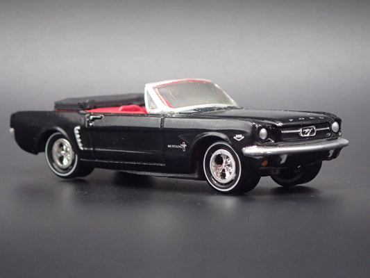 1965 65 FORD MUSTANG CONVERTIBLE BLACK 1:64 SCALE DIORAMA DIECAST MODEL CAR