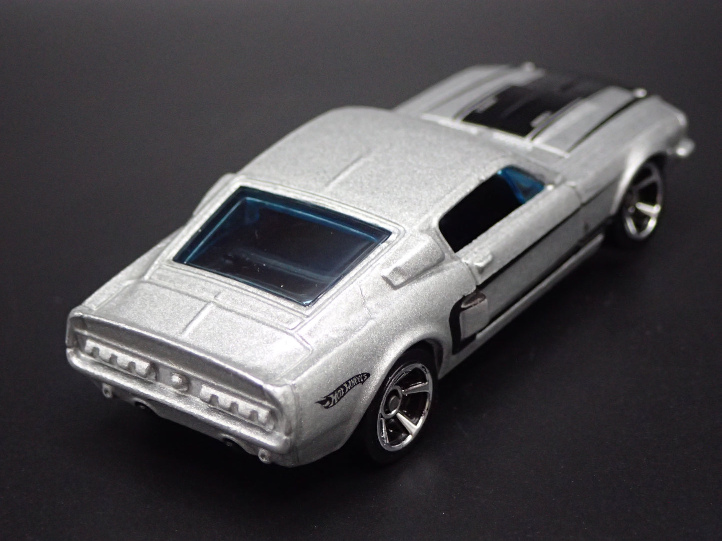 1967 67 FORD MUSTANG SHELBY GT500 FASTBACK SILVER 1:64 SCALE DIECAST MODEL CAR