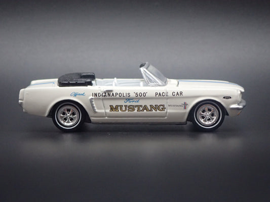 1964 1/2 FORD MUSTANG CONVERTIBLE INDY 500 1:64 SCALE DIECAST MODEL CAR