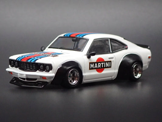 1971-1978 MAZDA RX3 SAVANNA MARTINI JDM RACING 1:64 SCALE DIORAMA DIECAST MODEL CAR