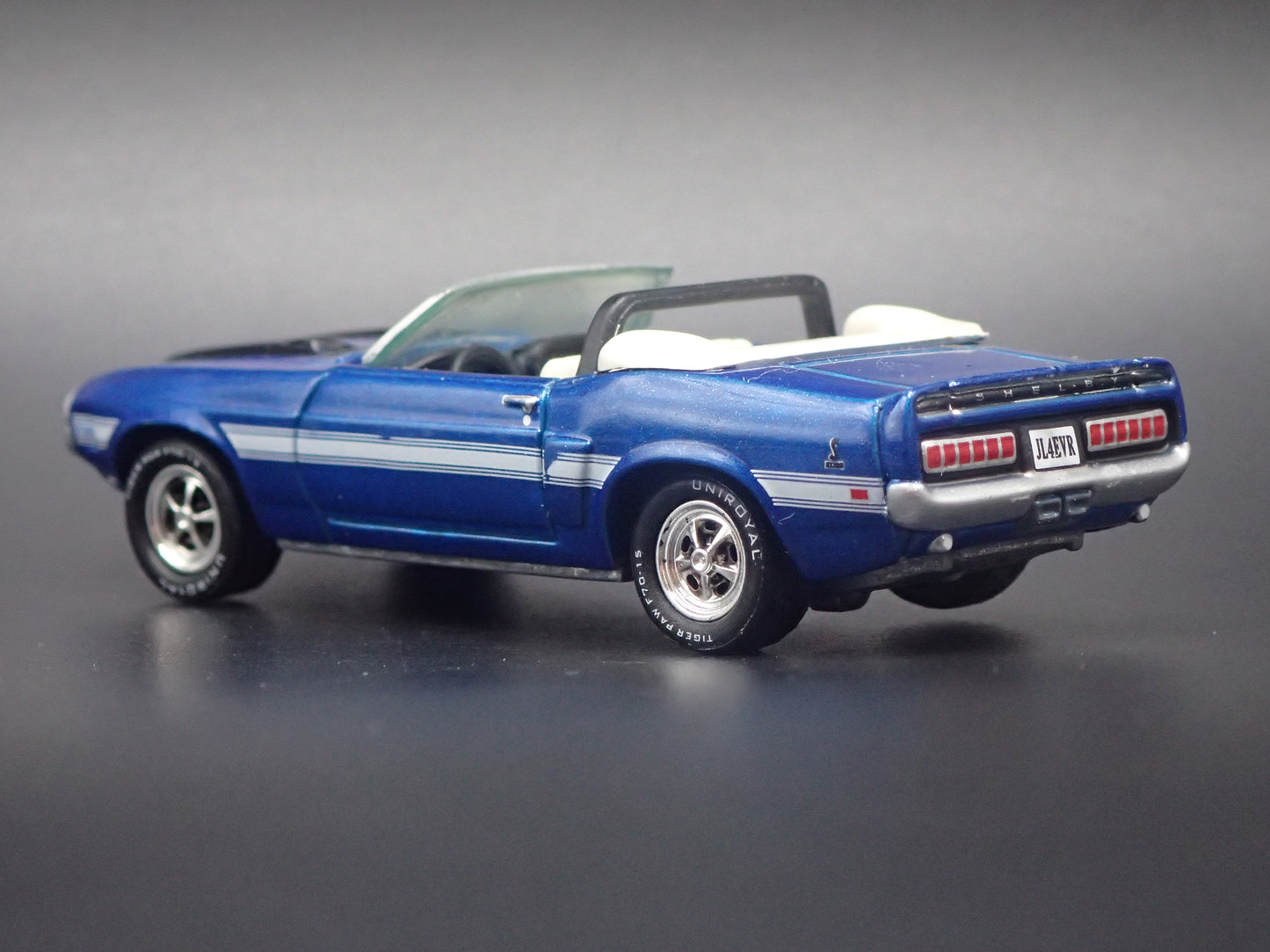 1970 70 FORD MUSTANG SHELBY GT500 CONVERTIBLE 1/64 SCALE DIECAST MODEL CAR