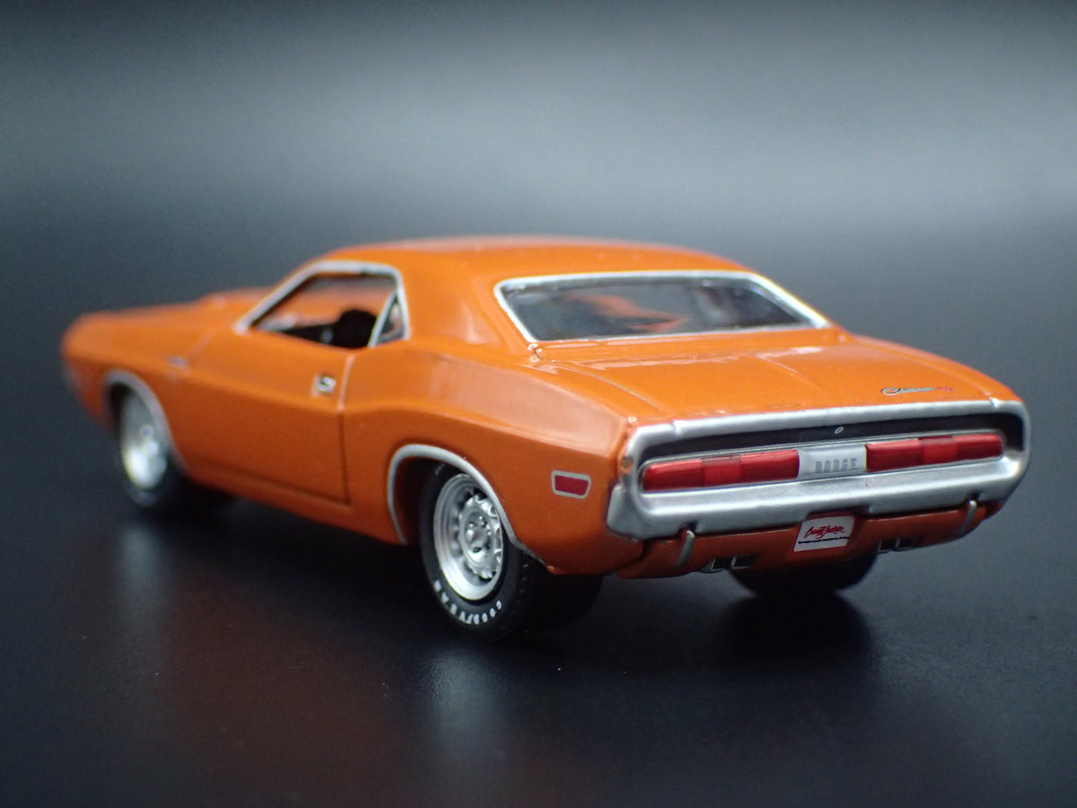 1970 70 DODGE CHALLENGER RT ORANGE 1:64 SCALE COLLECTIBLE DIECAST MODEL CAR