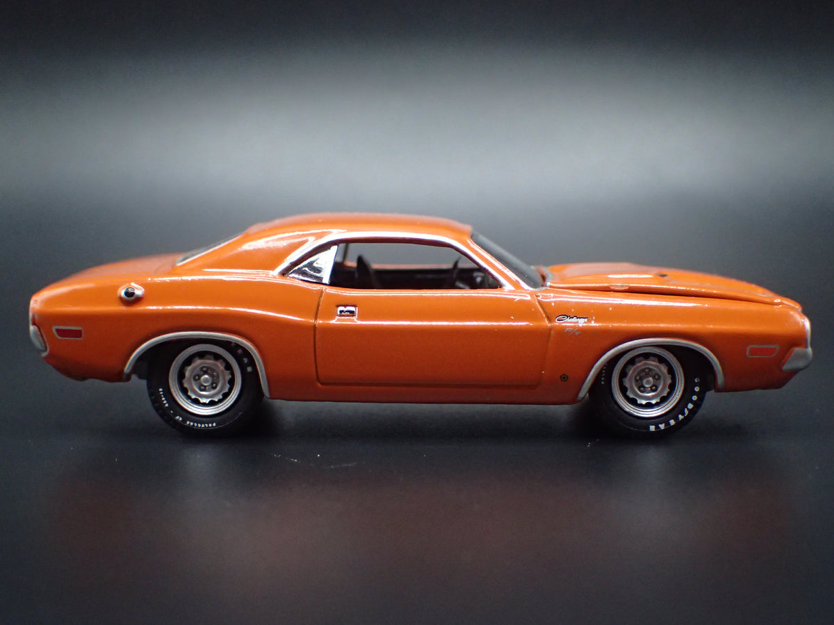 1970 70 DODGE CHALLENGER RT ORANGE 1:64 SCALE COLLECTIBLE DIECAST MODEL CAR
