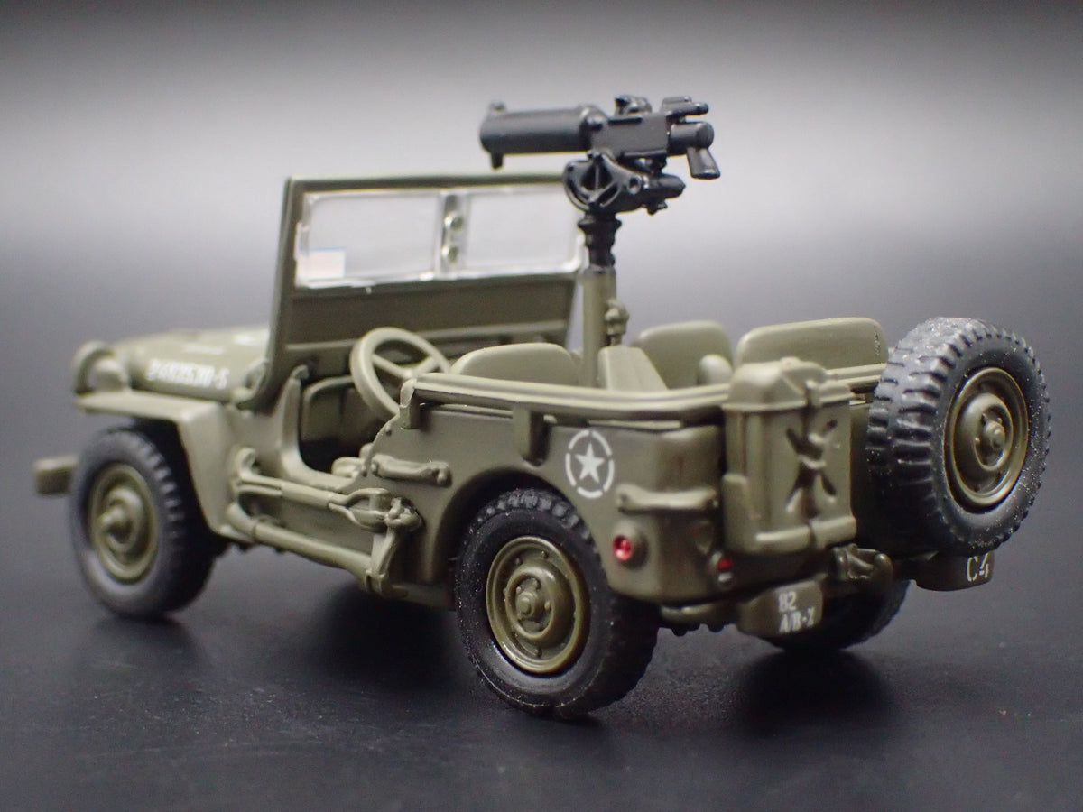 WWII WILLYS MB JEEP MILITARY ARMY 1:64 SCALE DIORAMA DIECAST MODEL CAR