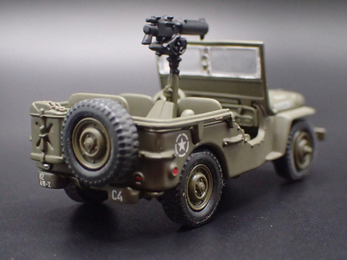 WWII WILLYS MB JEEP MILITARY ARMY 1:64 SCALE DIORAMA DIECAST MODEL CAR