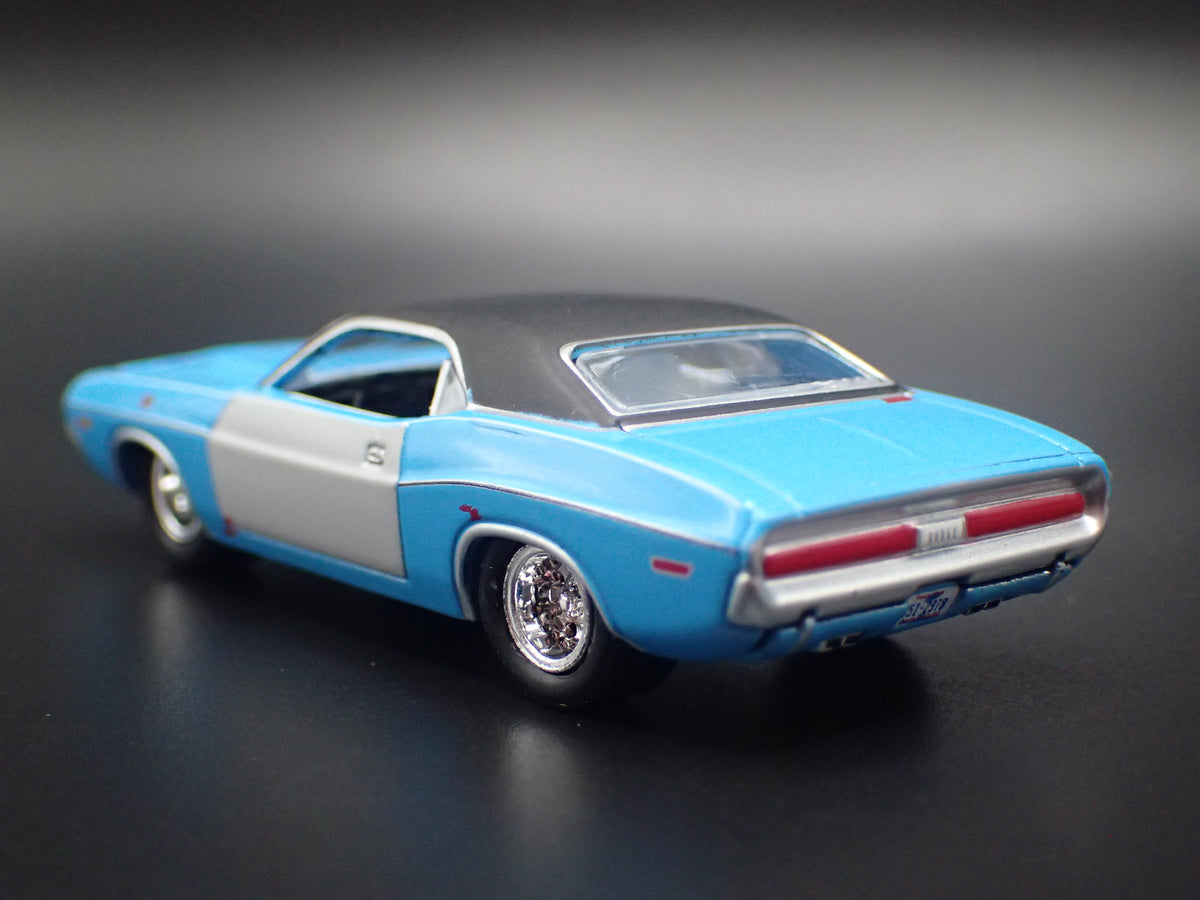 1970 70 DODGE CHALLENGER PROJECT IN PROGRESS BLUE 1:64 SCALE DIECAST MODEL CAR