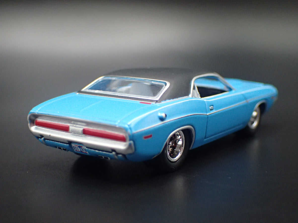 1970 70 DODGE CHALLENGER PROJECT IN PROGRESS BLUE 1:64 SCALE DIECAST MODEL CAR
