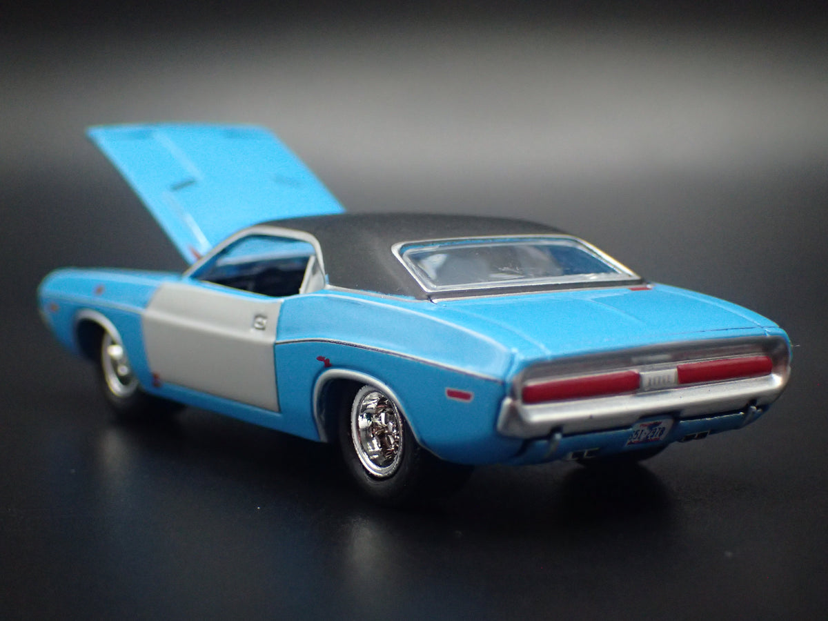 1970 70 DODGE CHALLENGER PROJECT IN PROGRESS BLUE 1:64 SCALE DIECAST MODEL CAR