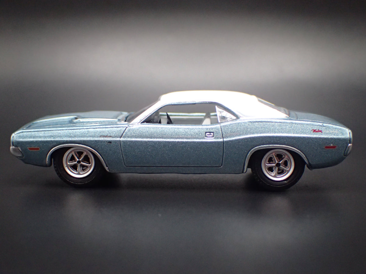 1970 70 DODGE CHALLENGER 1:64 SCALE COLLECTIBLE DIECAST MODEL CAR