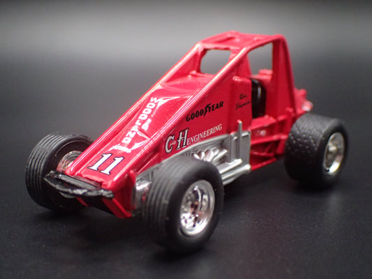 SPRINT CAR #11 RON SHUMAN C H ENGINEERING 1:64 SCALE DIORAMA DIECAST MODEL CAR