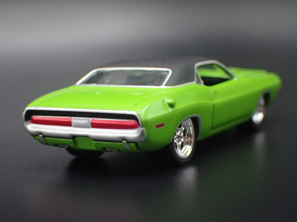 1970 70 DODGE CHALLENGER GREEN 1:64 SCALE COLLECTIBLE DIECAST MODEL CAR