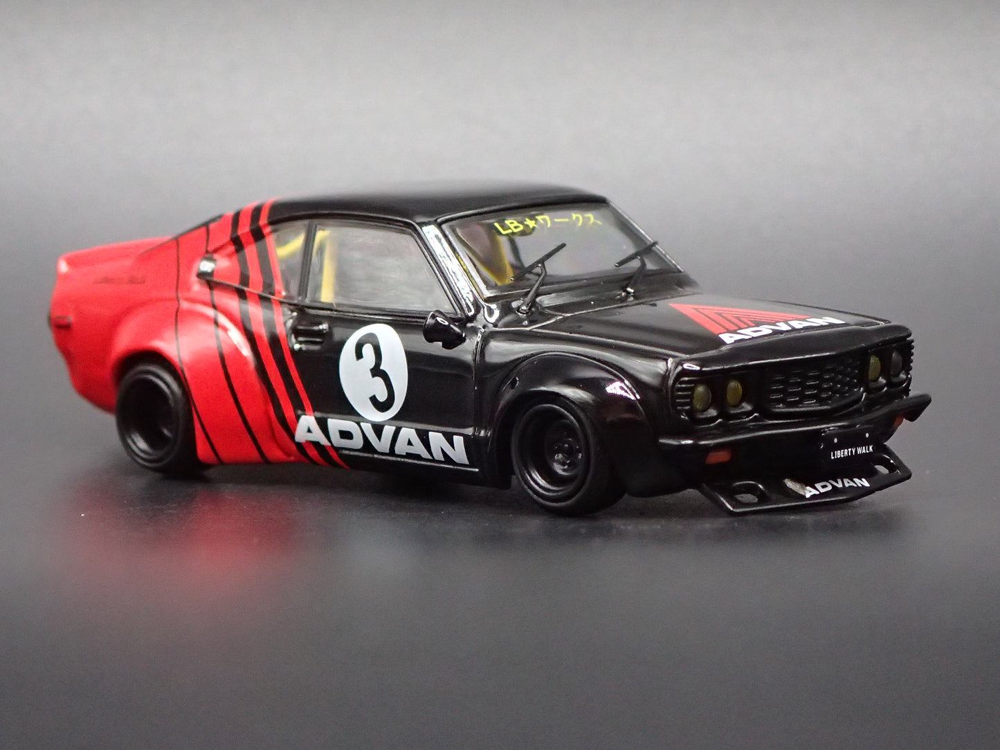 1971-1978 MAZDA RX3 SAVANNA ADVAN LBWK JDM RACING 1:64 SCALE DIORAMA DIECAST MODEL CAR