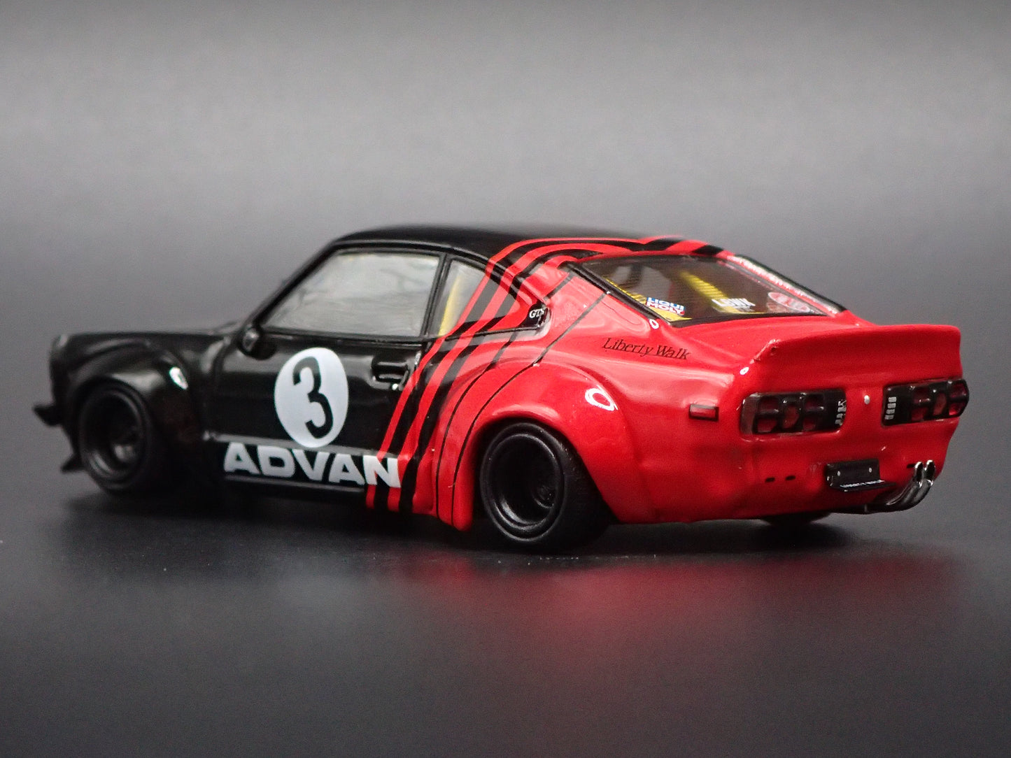 1971-1978 MAZDA RX3 SAVANNA ADVAN LBWK JDM RACING 1:64 SCALE DIORAMA DIECAST MODEL CAR
