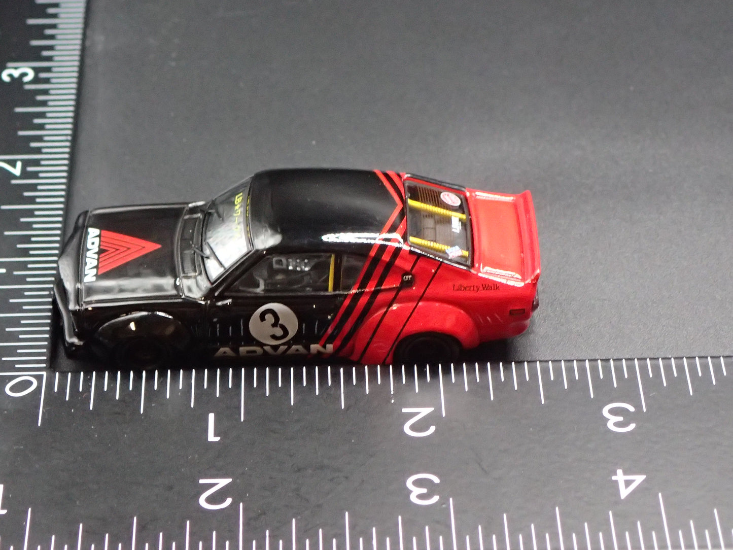 1971-1978 MAZDA RX3 SAVANNA ADVAN LBWK JDM RACING 1:64 SCALE DIORAMA DIECAST MODEL CAR