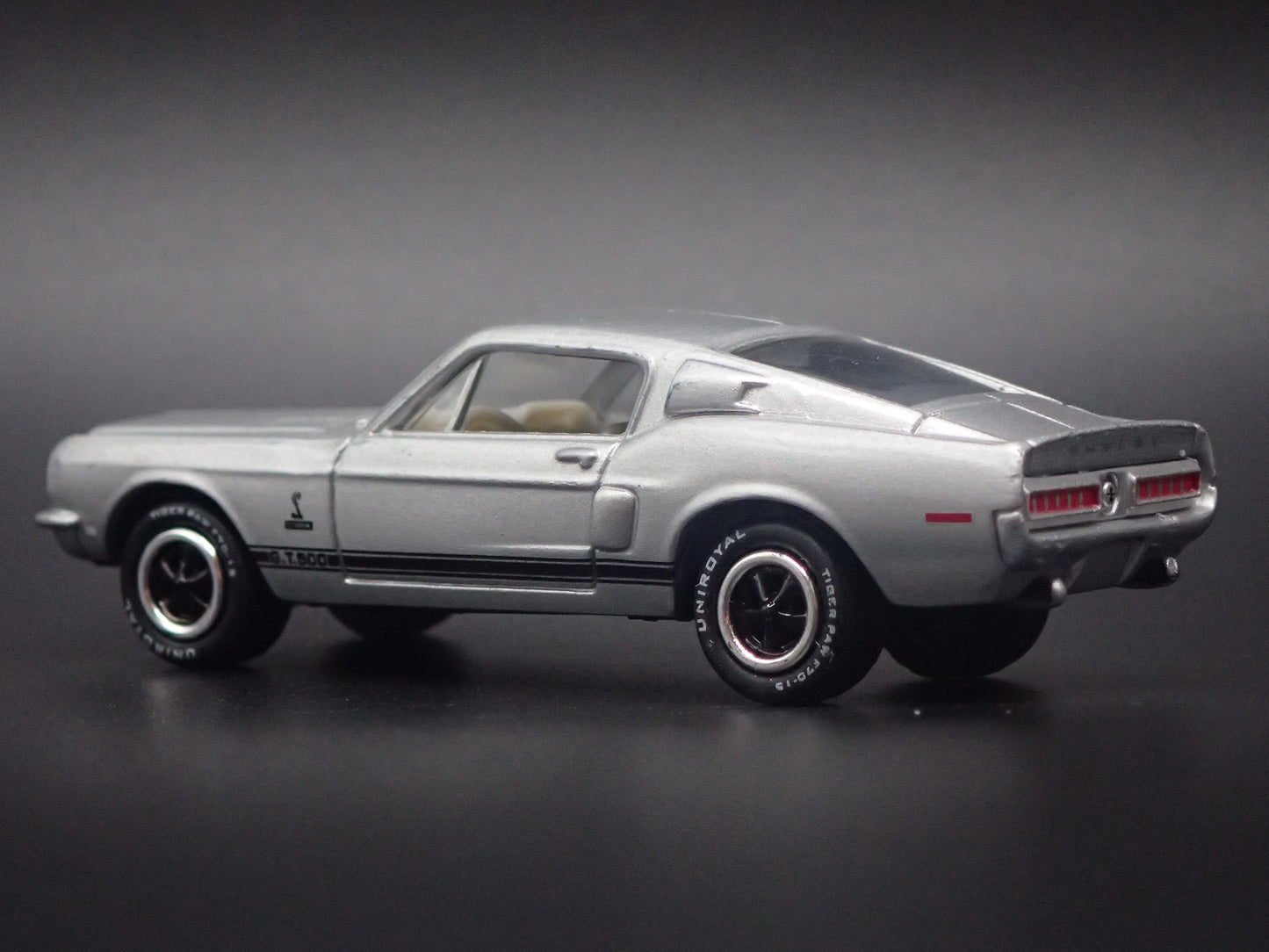 1968 68 FORD MUSTANG SHELBY GT500 FASTBACK SILVER 1:64 SCALE DIECAST MODEL CAR