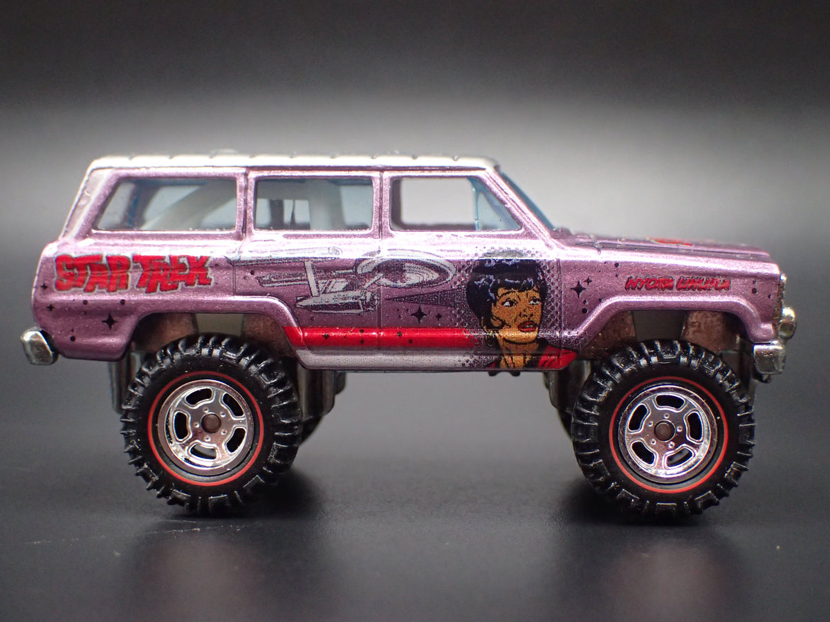 1980-1991 JEEP WAGONEER STAR TREK PURPLE 1:64 SCALE DIECAST MODEL CAR