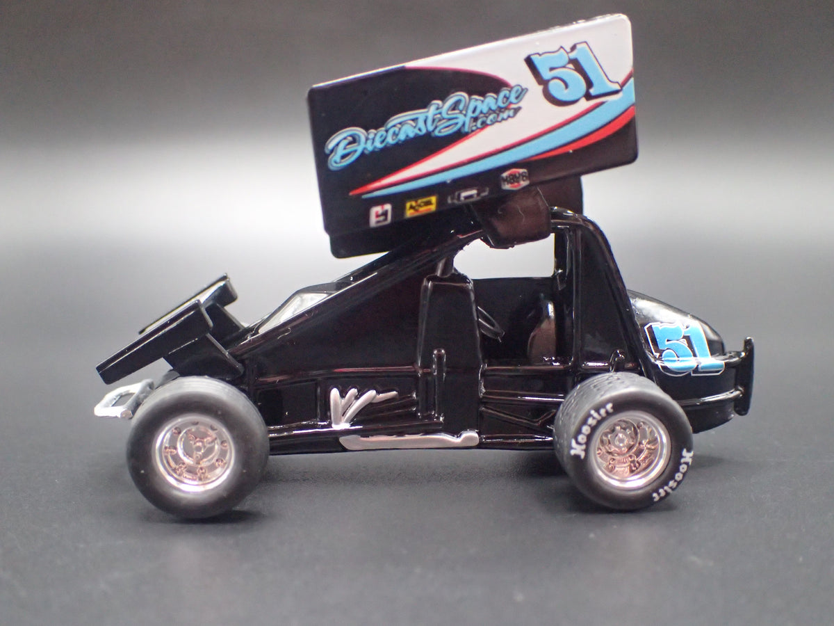 SPRINT CAR #51 DIECASTSPACE.COM 1:64 SCALE DIORAMA DIECAST MODEL CAR