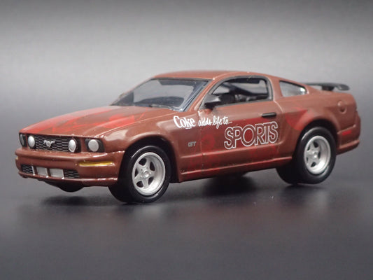 2005-2009 FORD MUSTANG GT COCA COLA COKE 1:64 SCALE DIORAMA DIECAST MODEL CAR