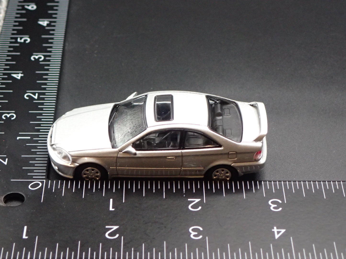 1996-2000 HONDA CIVIC SI EMI SILVER 1/64 SCALE COLLECTIBLE DIECAST MODEL CAR