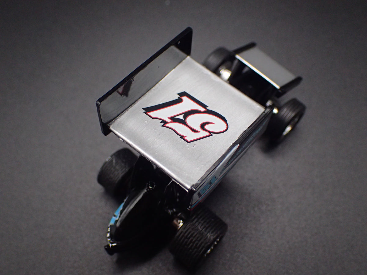SPRINT CAR #51 DIECASTSPACE.COM 1:64 SCALE DIORAMA DIECAST MODEL CAR