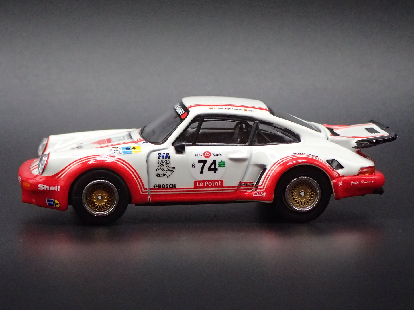 PORSCHE 911 CARRERA RSR 3.0 AURORA RACING 1:64 SCALE DIECAST MODEL CAR