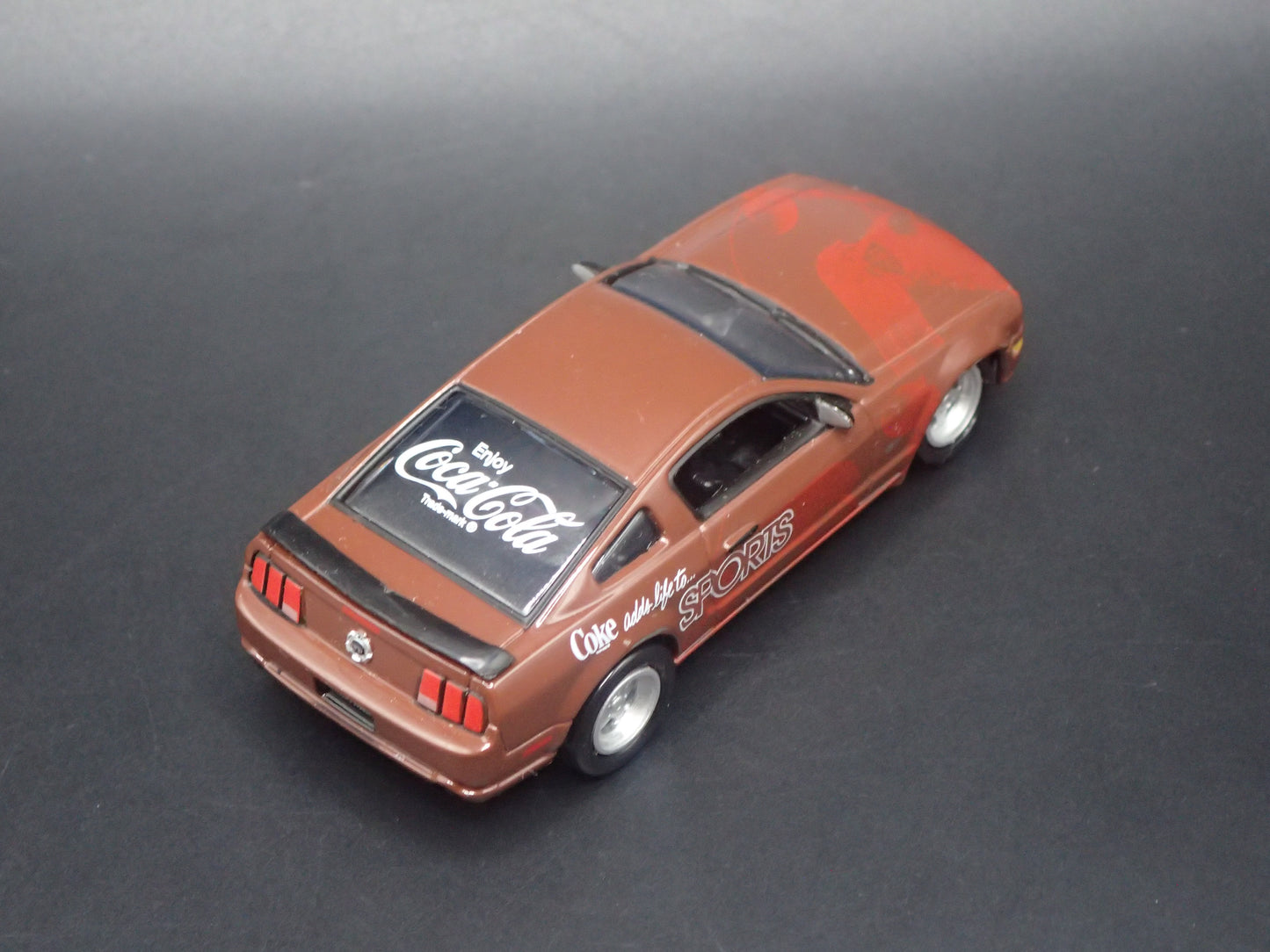 2005-2009 FORD MUSTANG GT COCA COLA COKE 1:64 SCALE DIORAMA DIECAST MODEL CAR