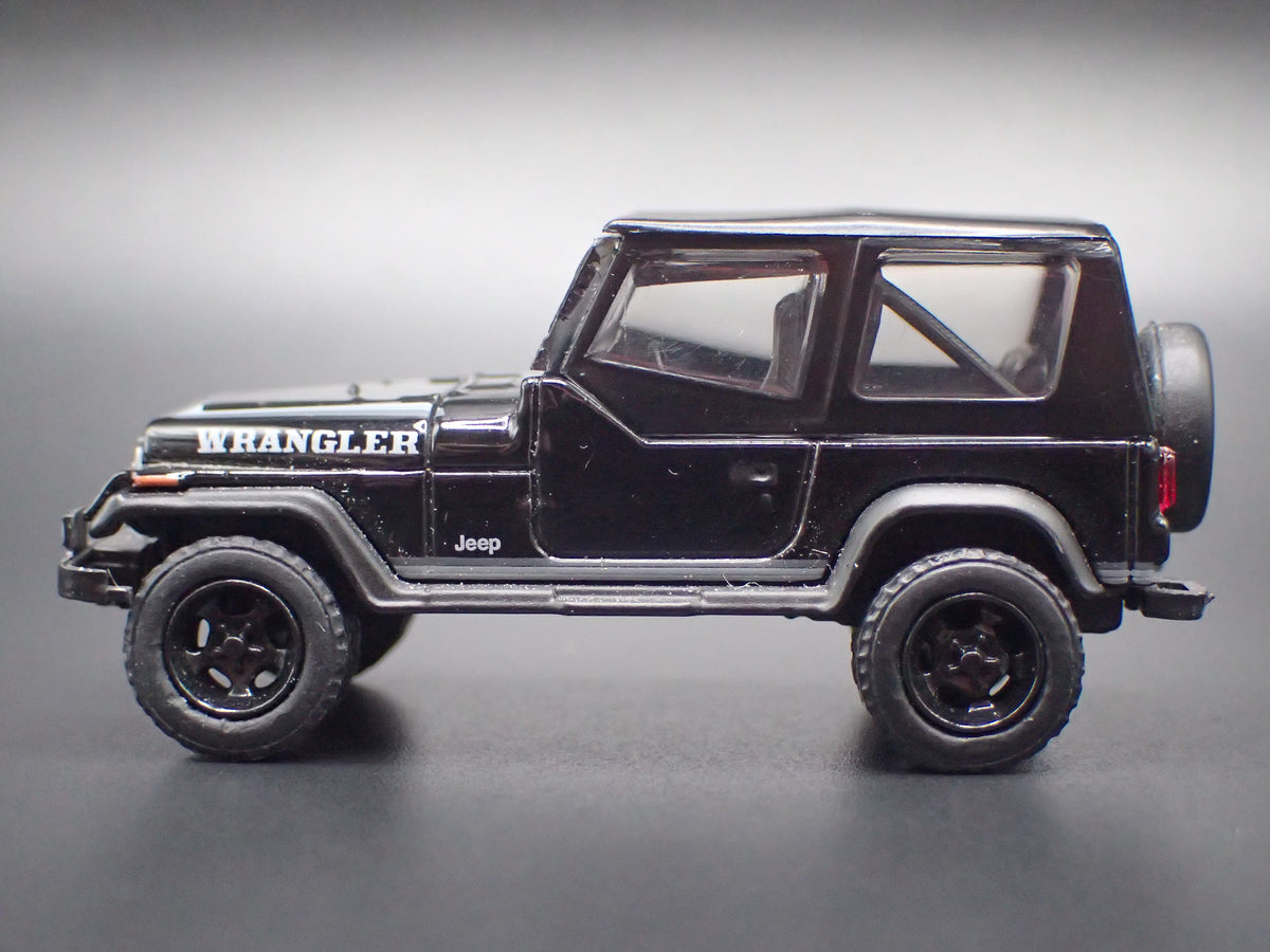 1986 - 1995 JEEP WRANGLER YJ 2 TWO DOOR BLACK 1/64 SCALE DIORAMA DIECAST MODEL CAR