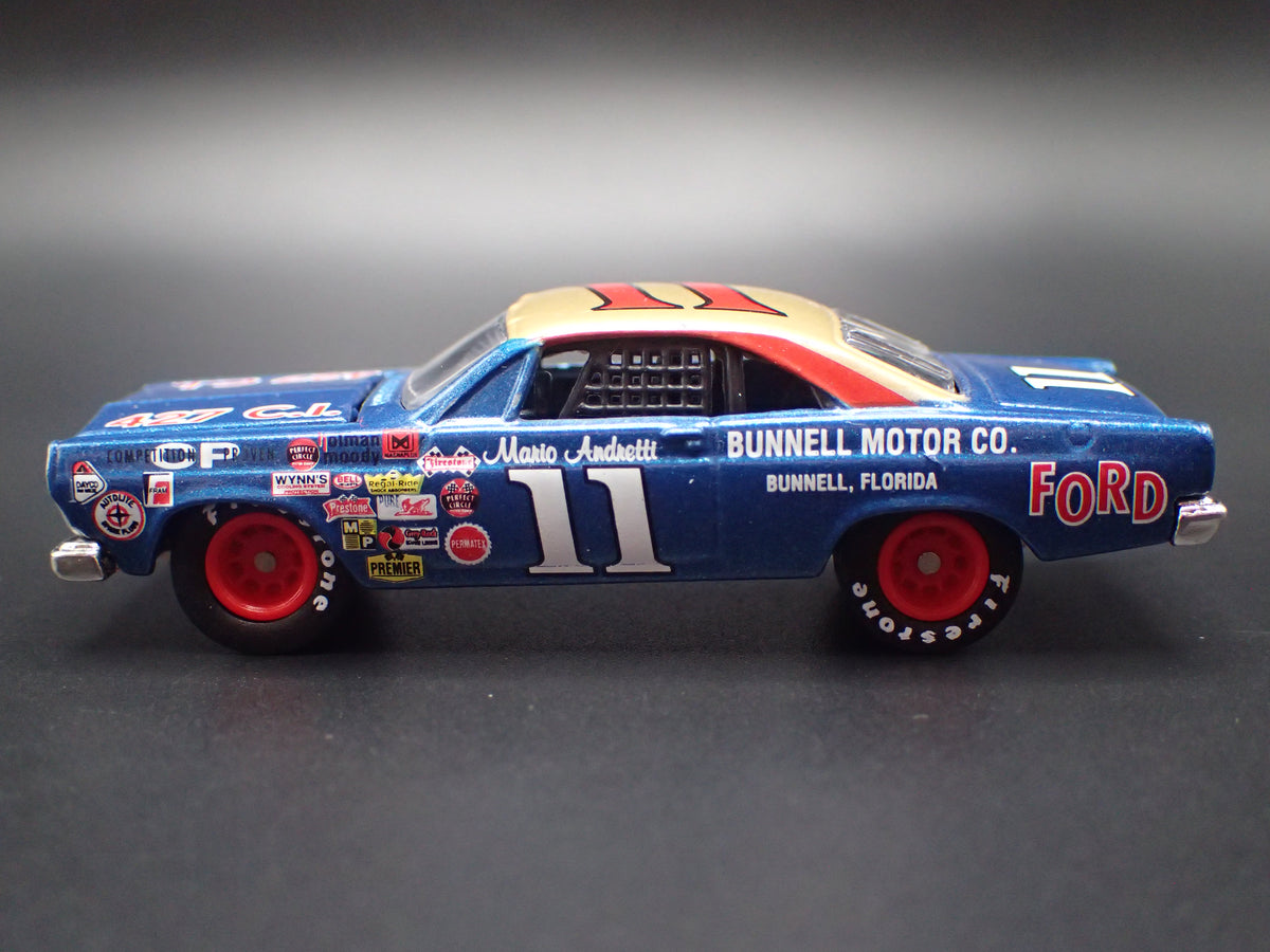 1967 67 FORD FAIRLANE #11 MARIO ANDRETTI BUNNELL NASCAR 1/64 SCALE DIECAST MODEL CAR