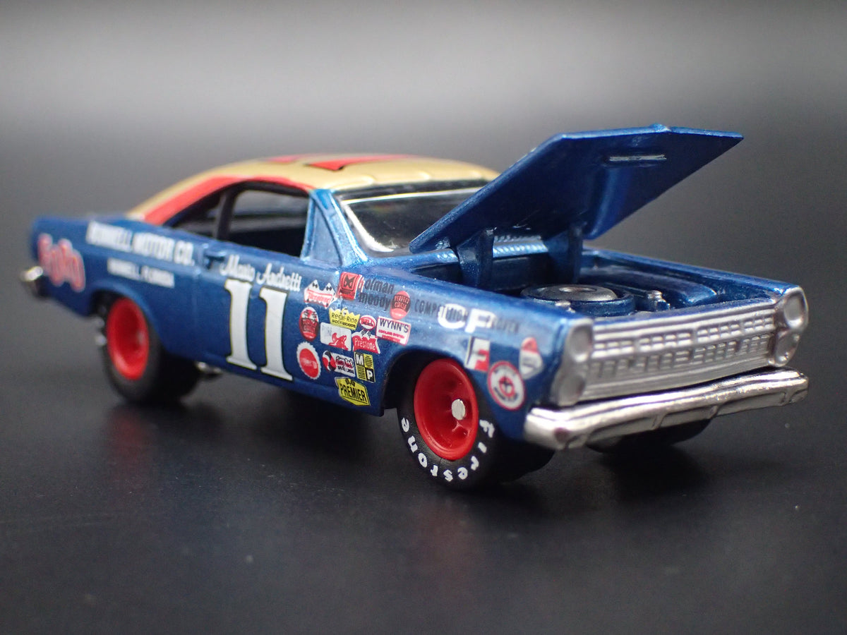 1967 67 FORD FAIRLANE #11 MARIO ANDRETTI BUNNELL NASCAR 1/64 SCALE DIECAST MODEL CAR