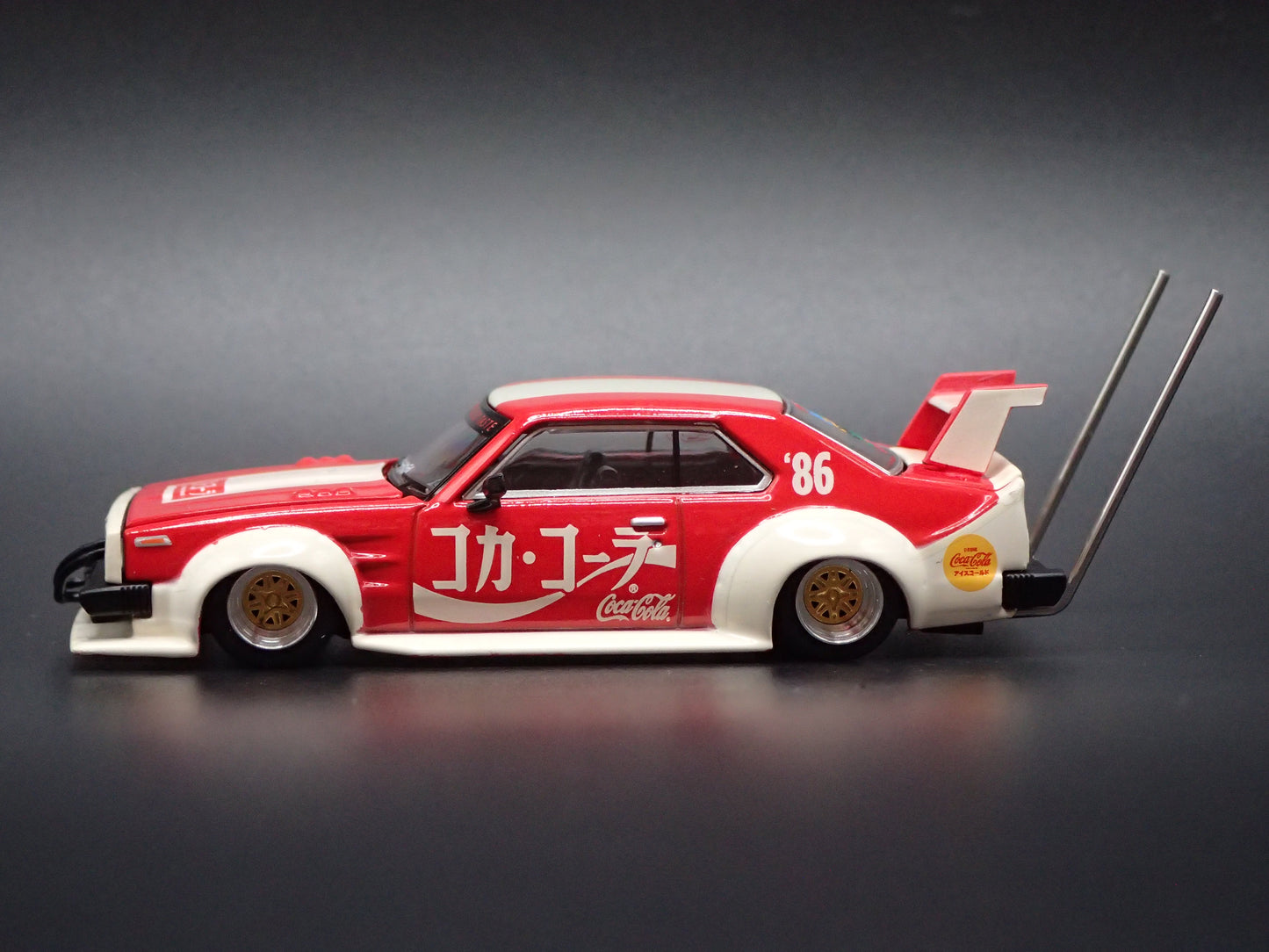 NISSAN SKYLINE C210 KAIDO RACER COCA COLA RED 1:64 SCALE DIECAST MODEL CAR
