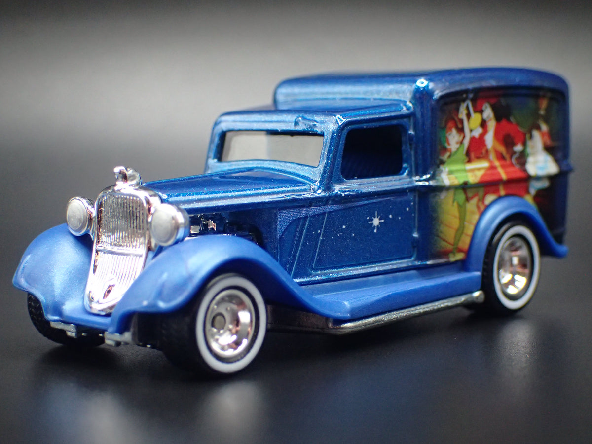 1934 34 DODGE DELIVERY PETER PAN 1:64 SCALE DIORAMA DIECAST MODEL CAR