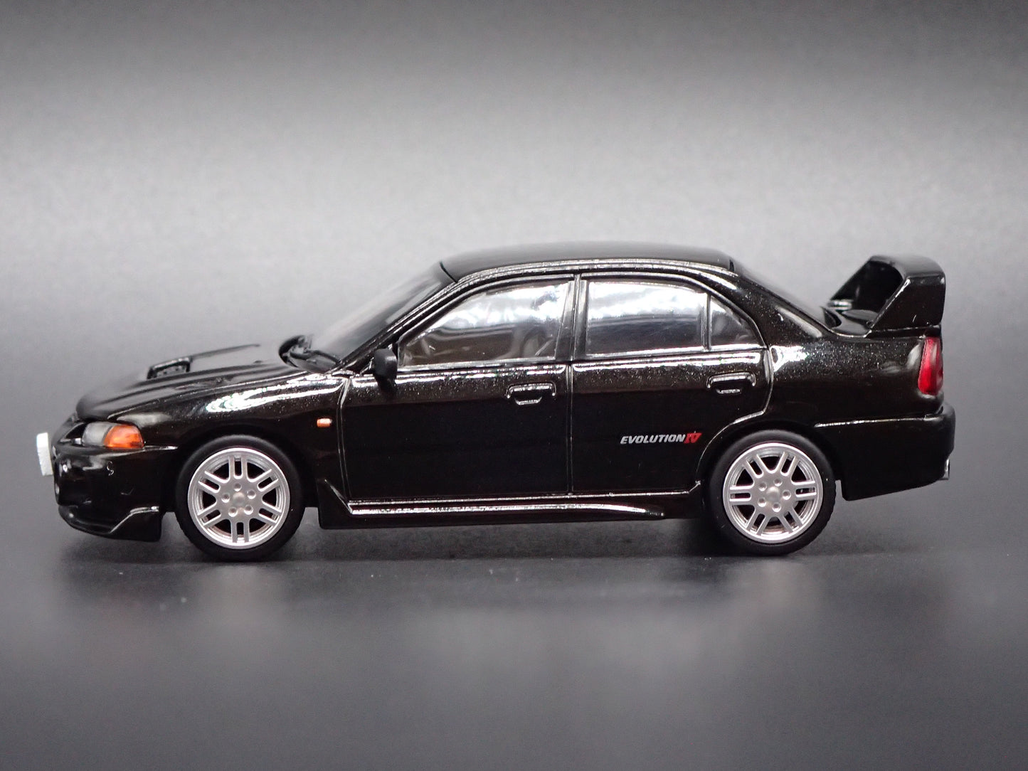 1996-1998 MITSUBISHI LANCER EVOLUTION EVO IV BLACK 1:64 SCALE DIECAST MODEL CAR