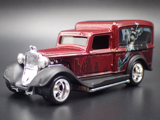 1934 34 DODGE DELIVERY VAN BATMAN 1:64 SCALE DIORAMA DIECAST MODEL CAR