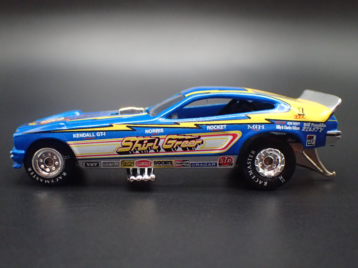 FORD MUSTANG II FUNNY CAR CHAIN LIGHTNING 1:64 SCALE DIECAST MODEL CAR