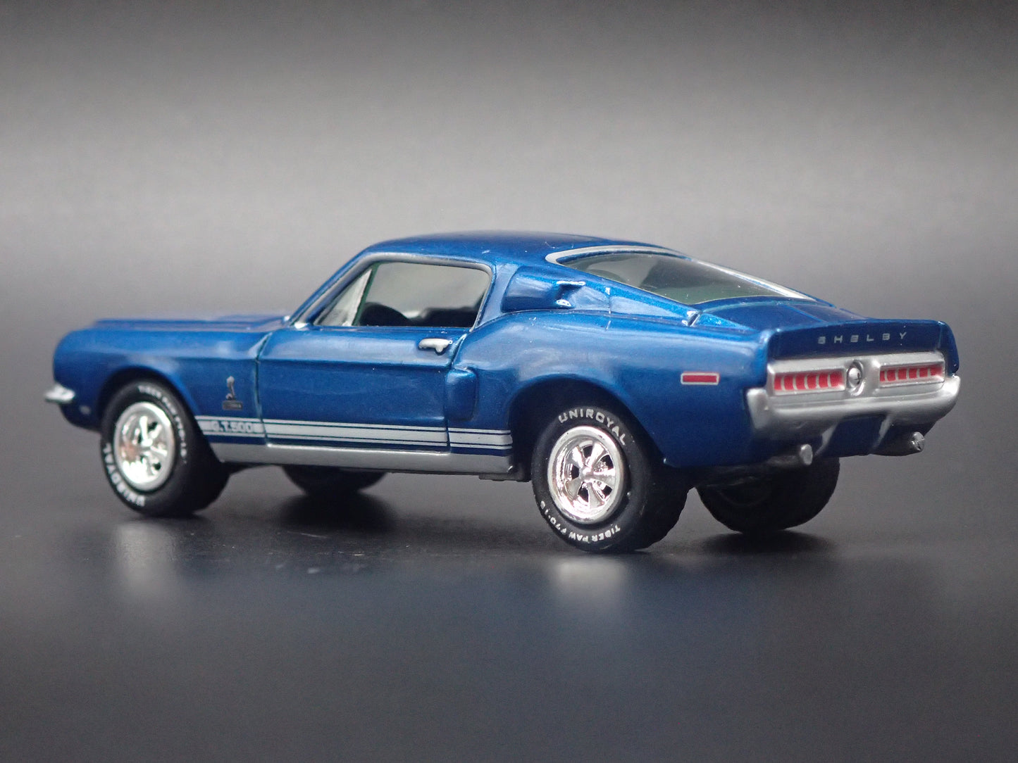 1968 68 FORD MUSTANG SHELBY GT500 BLUE 1:64 SCALE DIORAMA DIECAST MODEL CAR